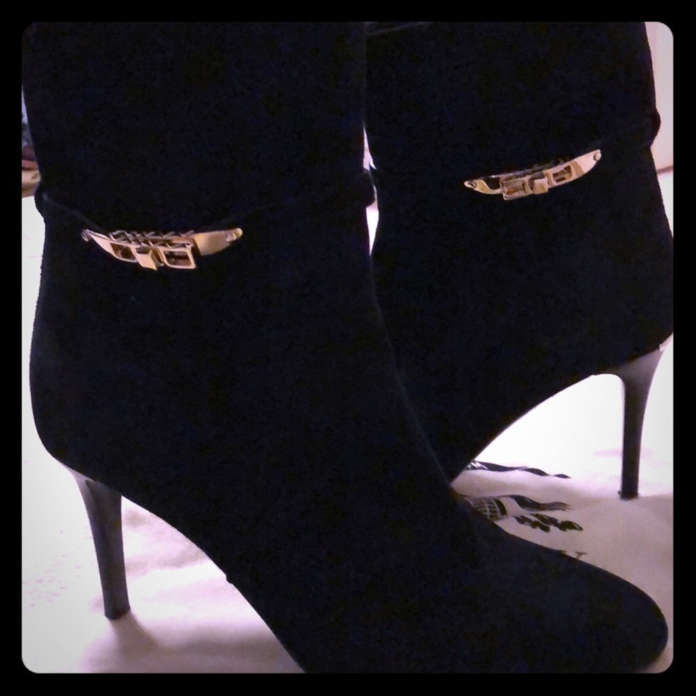 Burberry Black Suede Heritage Lock Booties